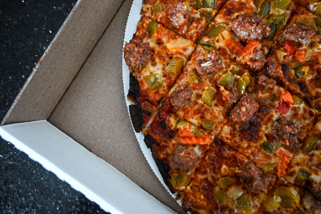 John Carruthers’ Chicago Tavern-style Pizza Recipe — Ooni Canada