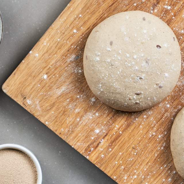 Multigrain Pizza Dough with Hearts of Cereal Flour 