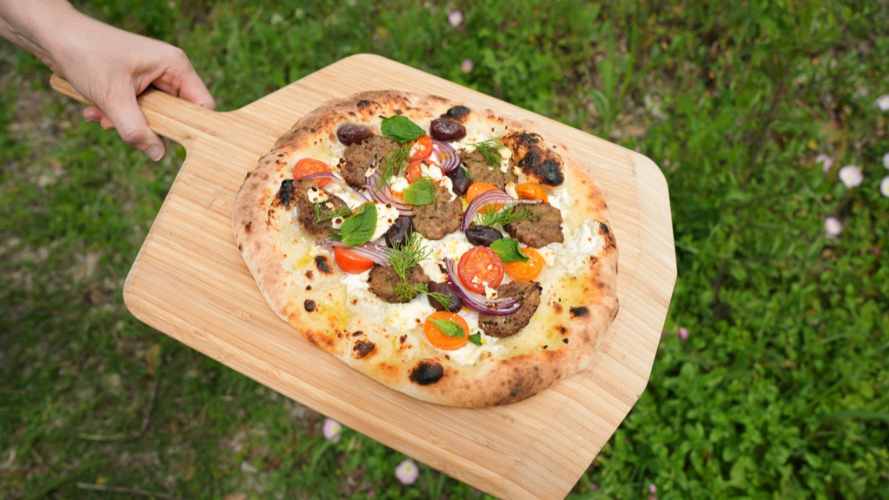 Greek Mezze Pizza with Keftedes Recipe — Ooni Canada
