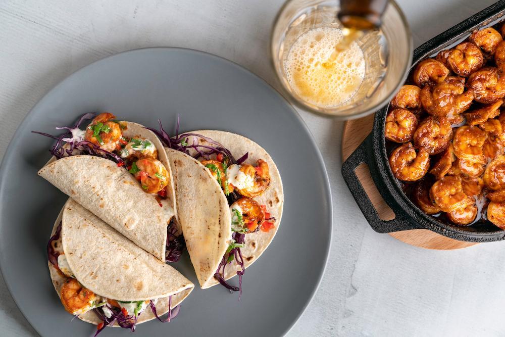 Cayenne-Spiced Shrimp Tacos — Ooni Canada