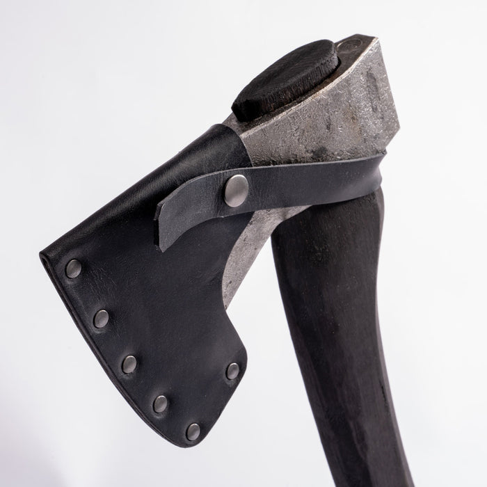 Limited Edition Ooni x Alex Pole Ironwork Axe - Ooni Canada | Click this image to open up the product gallery modal. The product gallery modal allows the images to be zoomed in on.