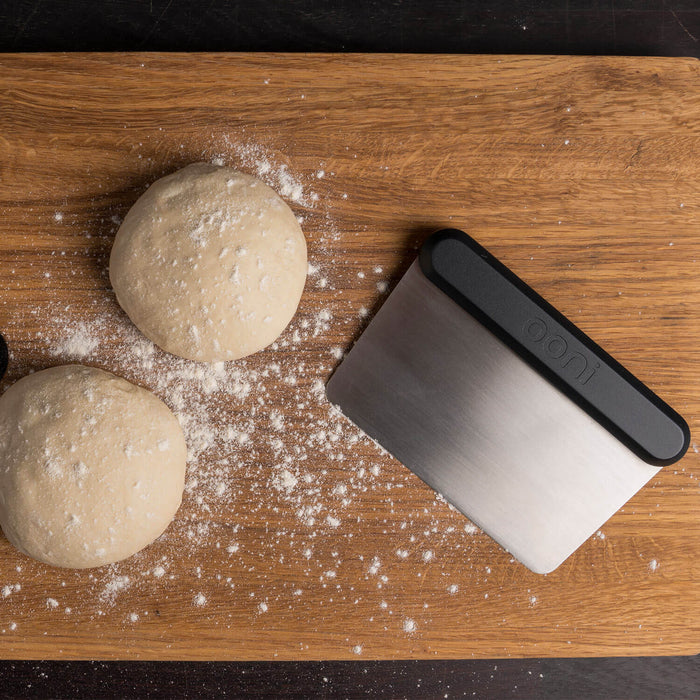 Ooni Pizza Dough Scraper - Ooni Canada | Click this image to open up the product gallery modal. The product gallery modal allows the images to be zoomed in on.